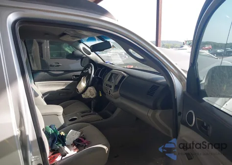 2009 Toyota Tacoma Prerunner V6 z USA, uszkodzony, nr VIN 3TMJU62N29M083817